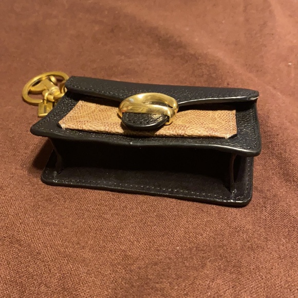 Coach Key Chain/Holder - Picture 2 of 7